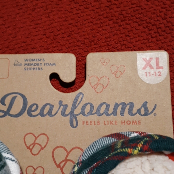 Slippers - Picture 3 of 8